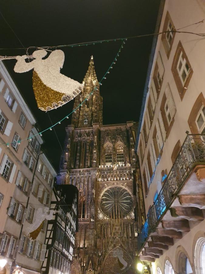 Face A La Cathedrale Leilighet Strasbourg Eksteriør bilde